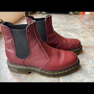 Doc Marten Chelsea boots 2976